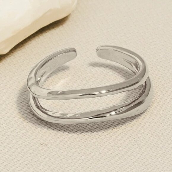 ($7) Two Row Ring - Picture 1 of 1